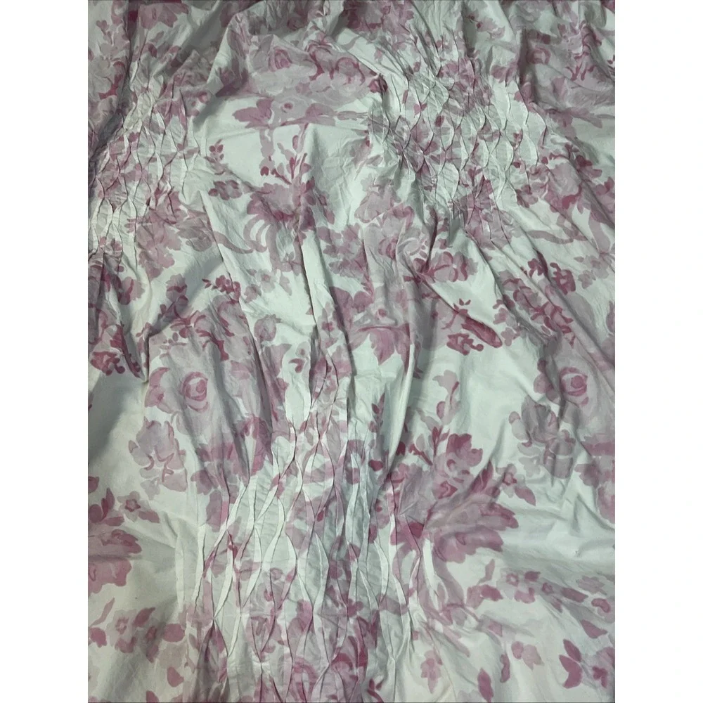 POTTERYBARN LOVE SHACK FANCY full/ queen DAMASK SMOCKED QUILT/COMFORTER